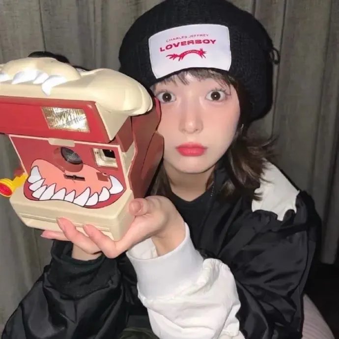 分手后,我带前女友上热搜